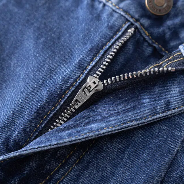 7 FOR ALL MANKIND