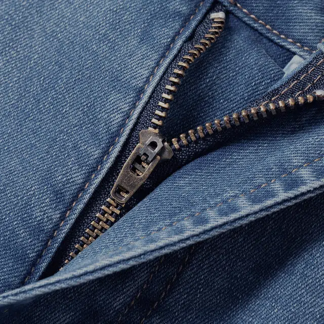 7 FOR ALL MANKIND