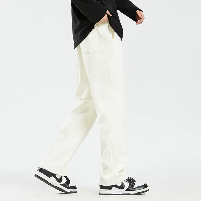 7 FOR ALL MANKIND Logo