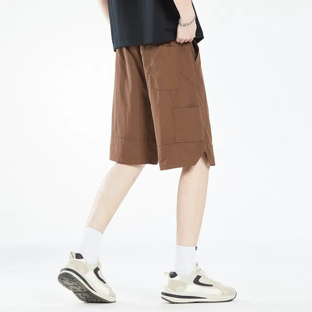 7 FOR ALL MANKIND