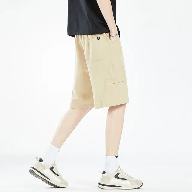 7 FOR ALL MANKIND