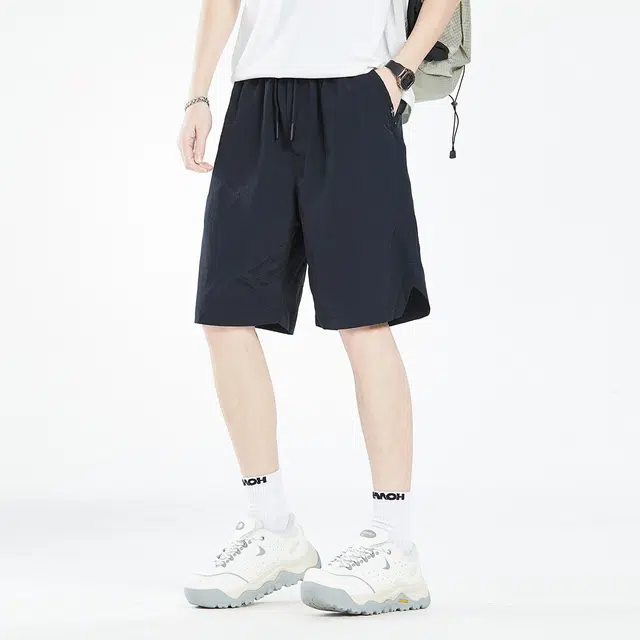 7 FOR ALL MANKIND