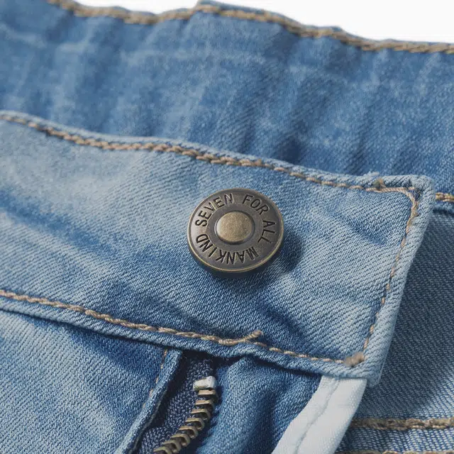 7 FOR ALL MANKIND