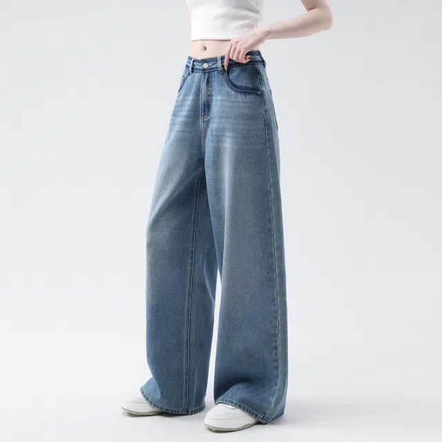 7 FOR ALL MANKIND