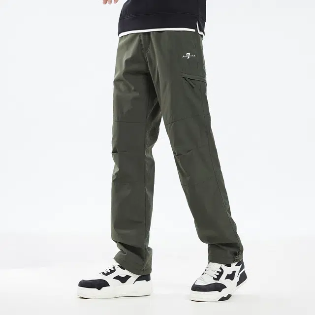7 FOR ALL MANKIND
