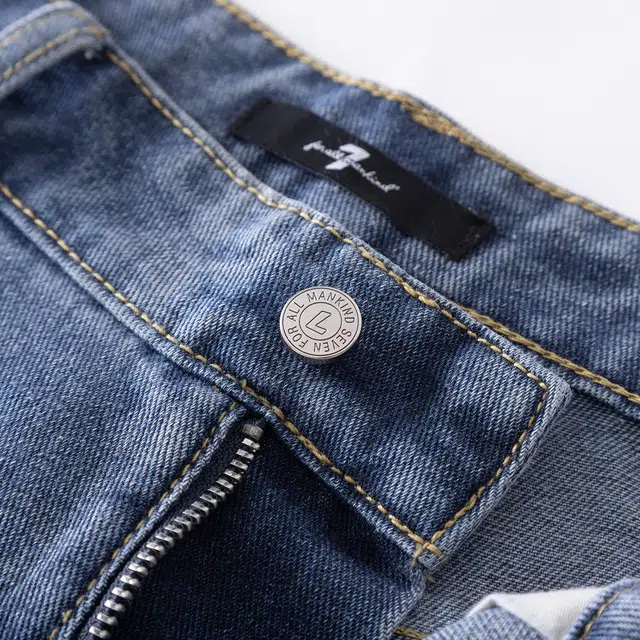 7 FOR ALL MANKIND