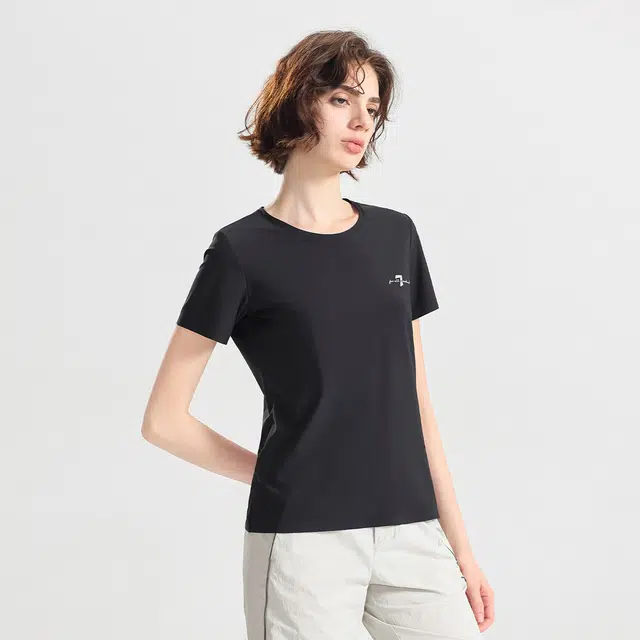 7 FOR ALL MANKIND T