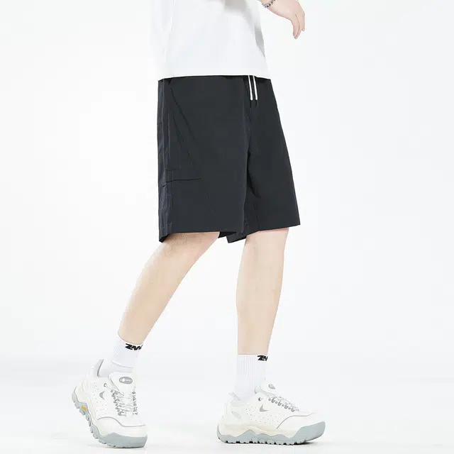 7 FOR ALL MANKIND