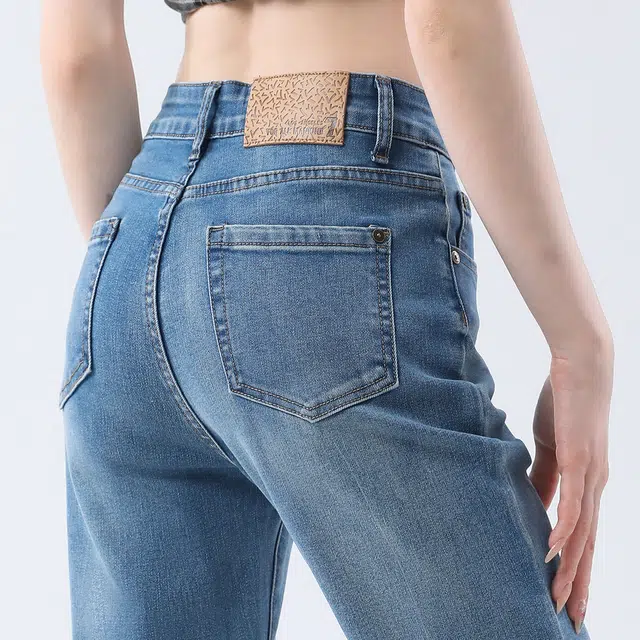 7 FOR ALL MANKIND