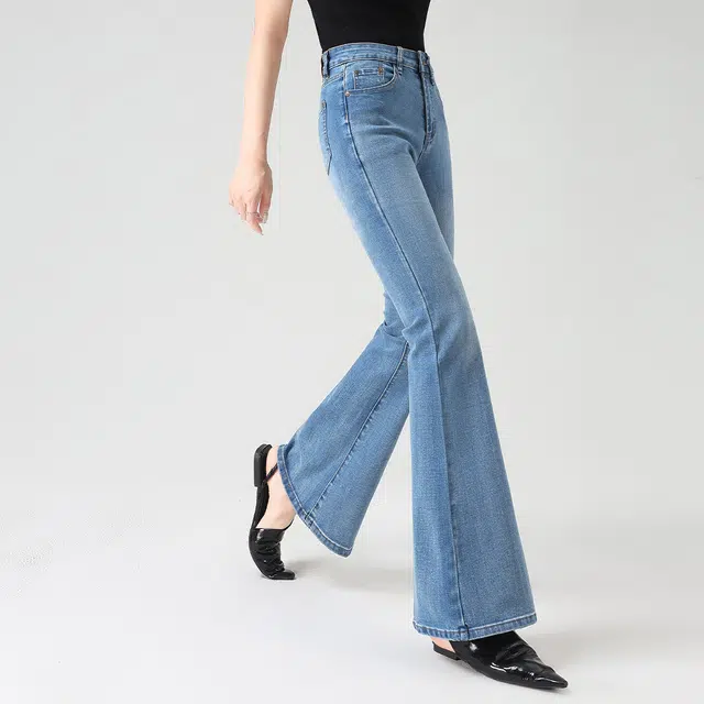 7 FOR ALL MANKIND
