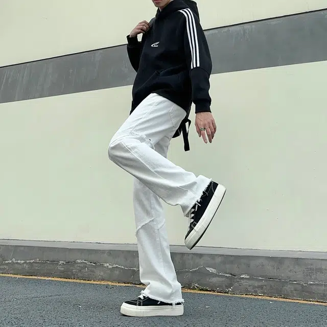 木林森 美式高街复古毛边设计显高显瘦潮流百搭宽松直筒牛仔裤 男女同款