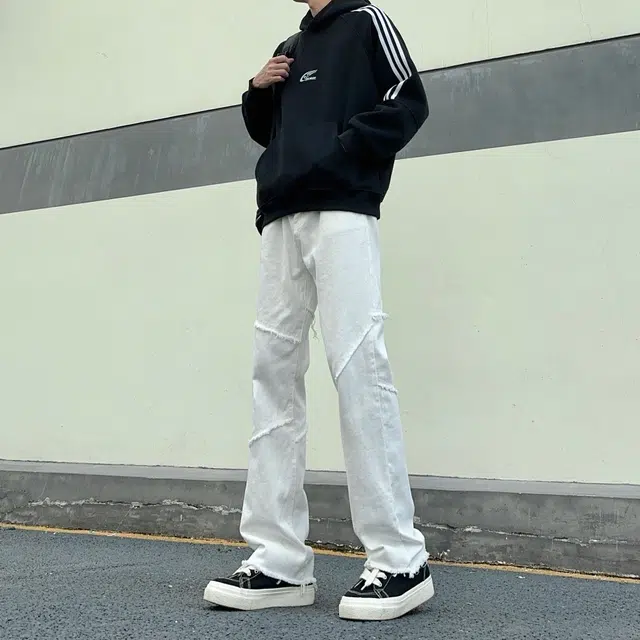 木林森 美式高街复古毛边设计显高显瘦潮流百搭宽松直筒牛仔裤 男女同款