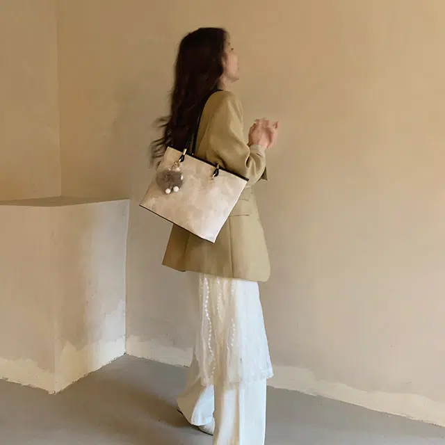 Jade en plus pu