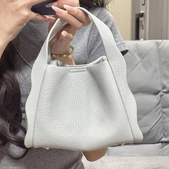 Jade en plus PU