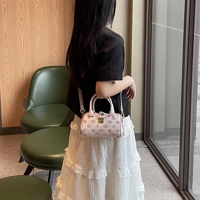 Jade en plus PU