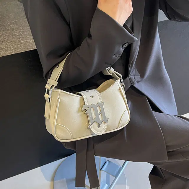 Jade en plus PU