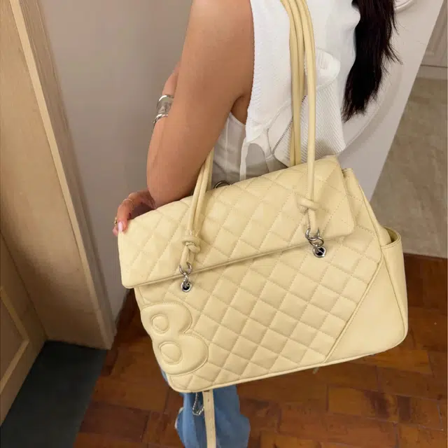 Jade en plus PU