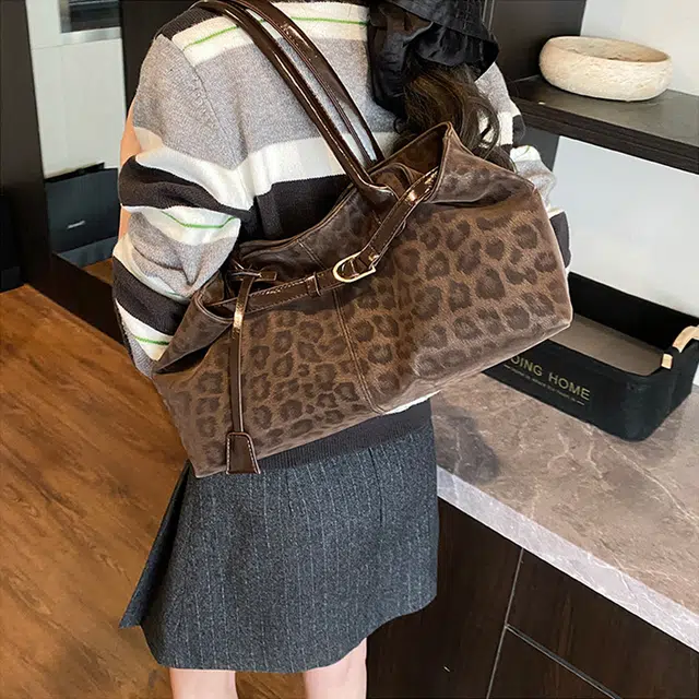 Jade en plus PU Tote