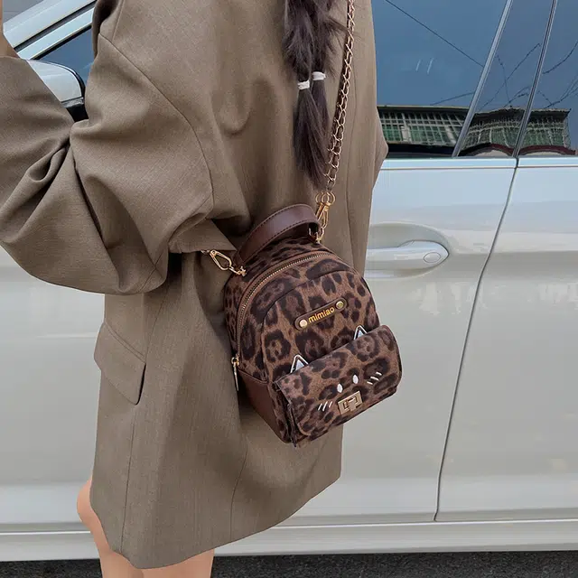 Jade en plus Kitty PU