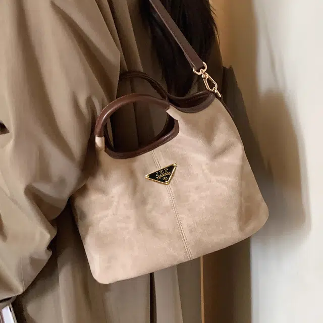 Jade en plus PU
