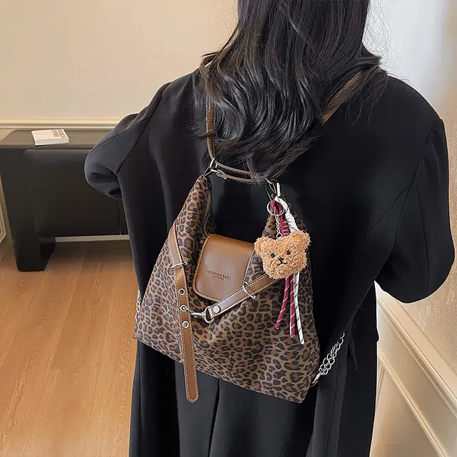 Jade en plus PU