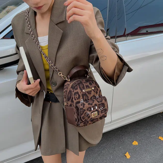 Jade en plus Kitty PU