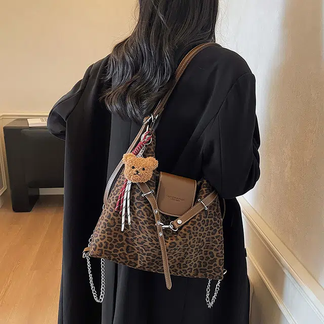 Jade en plus PU