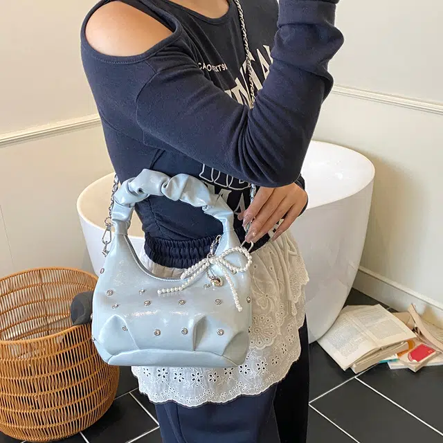 Jade en plus PU