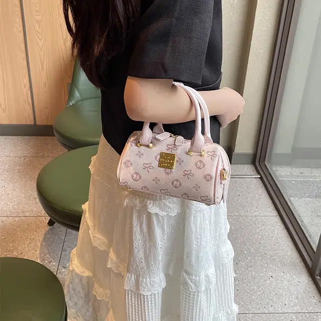 Jade en plus PU