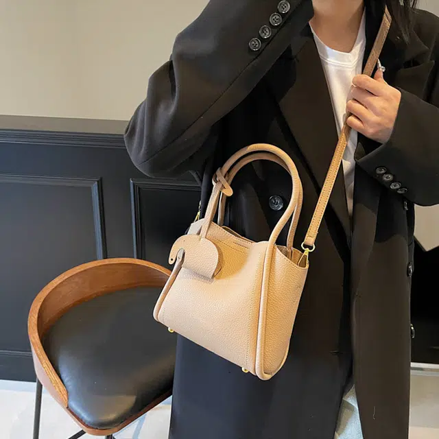 Jade en plus PU