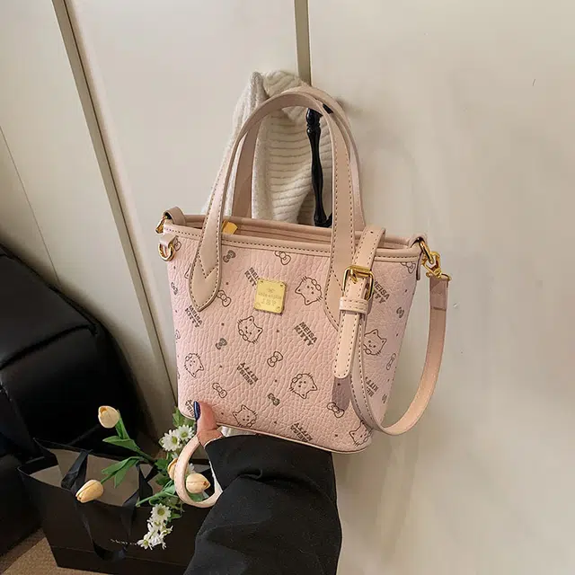 Jade en plus PU