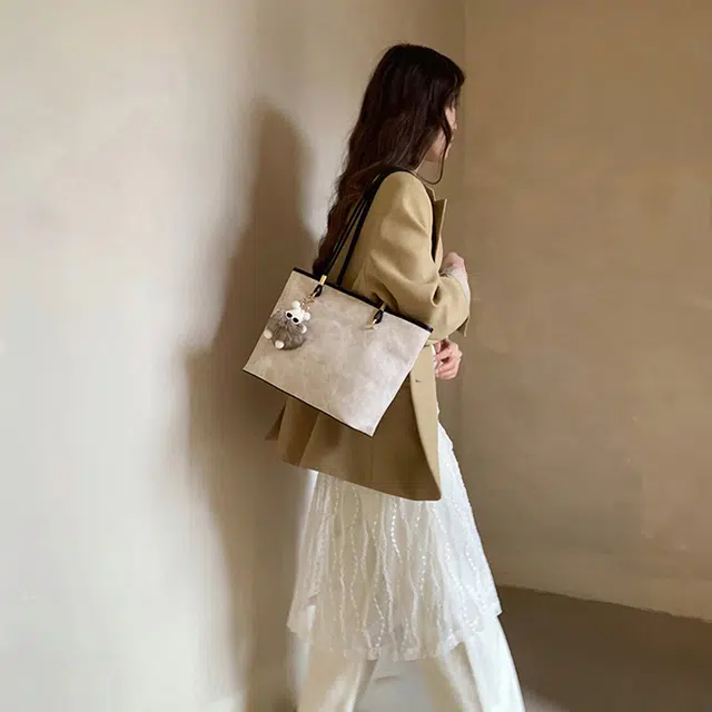 Jade en plus pu