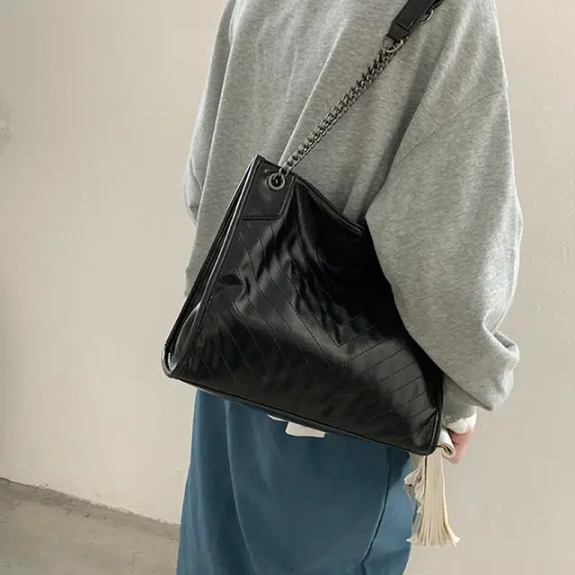 Jade en plus PU