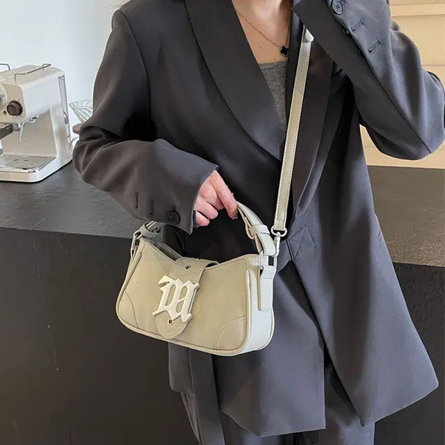 Jade en plus PU