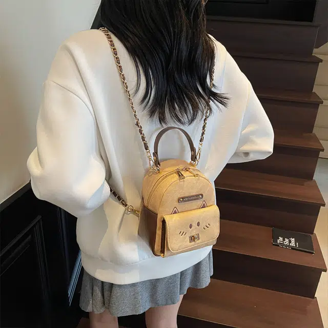 Jade en plus PU