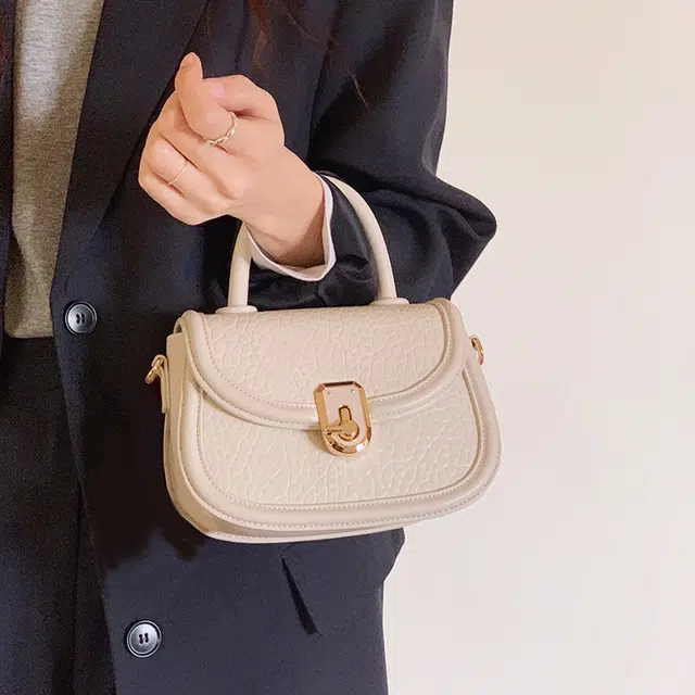 Jade en plus PU