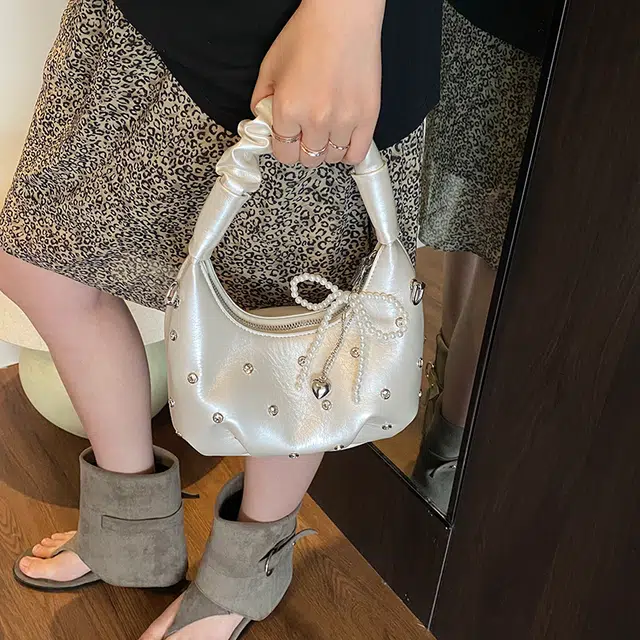 Jade en plus PU