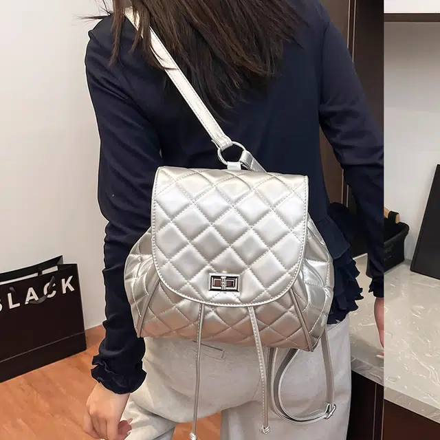 Jade en plus PU