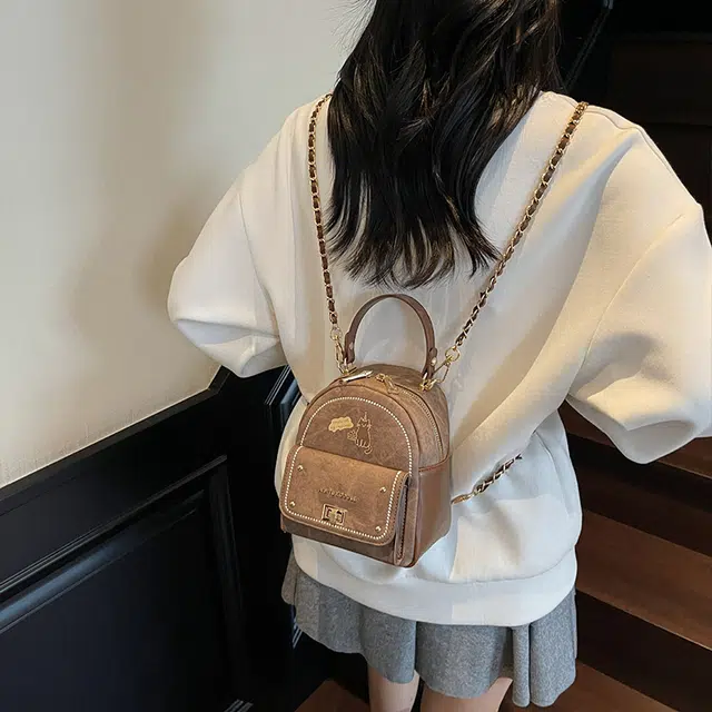 Jade en plus PU
