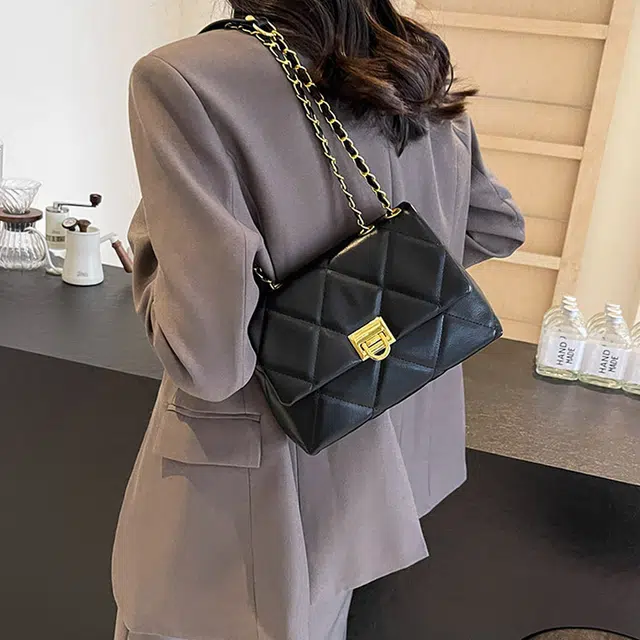 Jade en plus PU