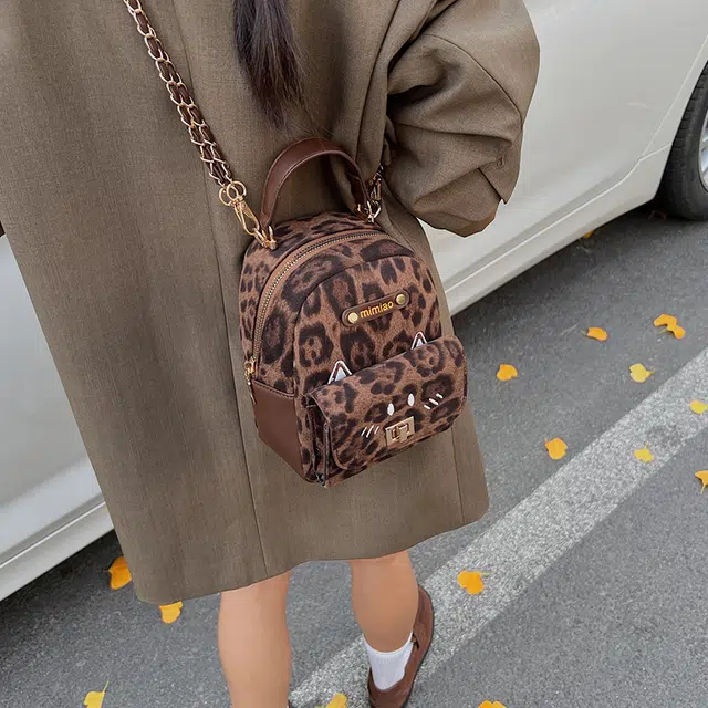 Jade en plus Kitty PU