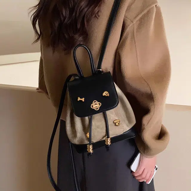 Jade en plus PU