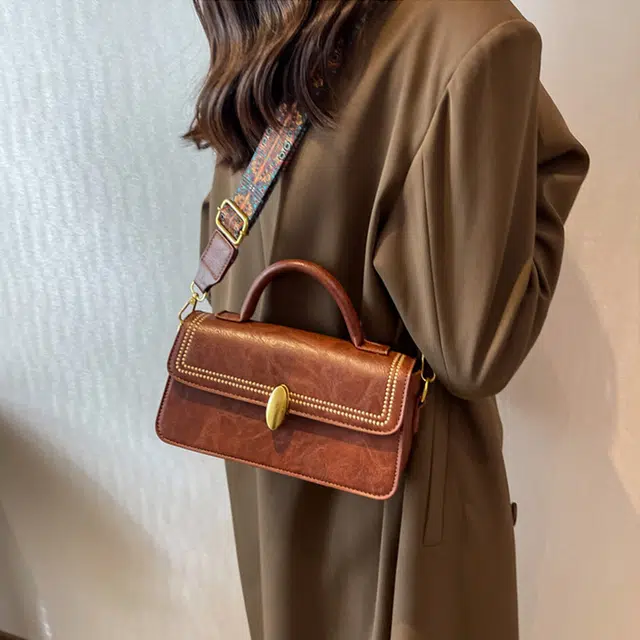Jade en plus PU