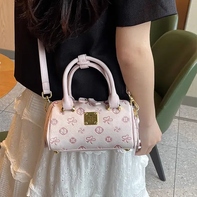 Jade en plus PU