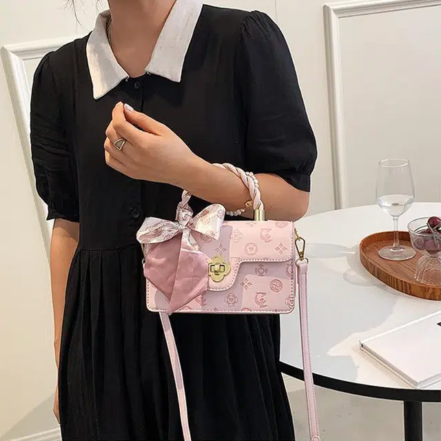 Jade en plus PU