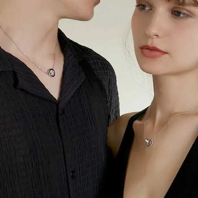 Shen Xianglin Mobius Necklace