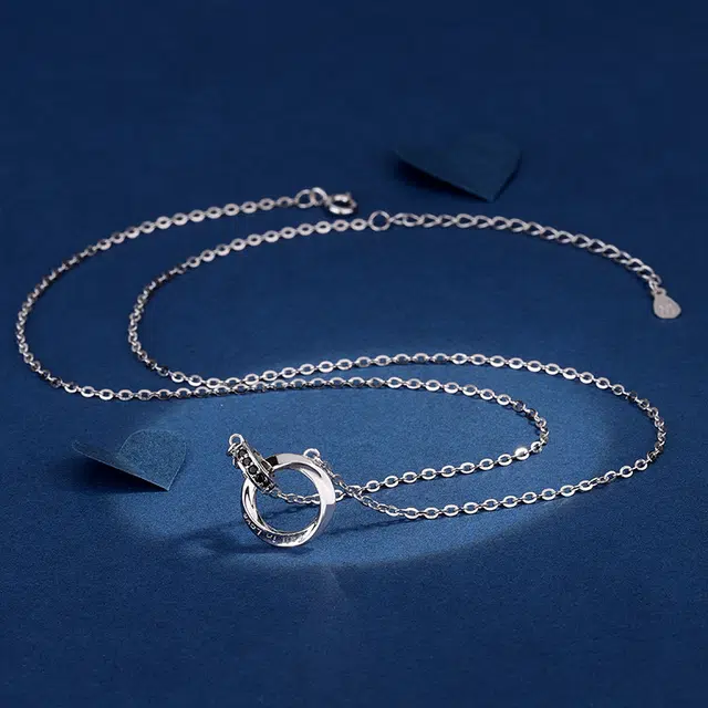 Shen Xianglin Mobius Necklace