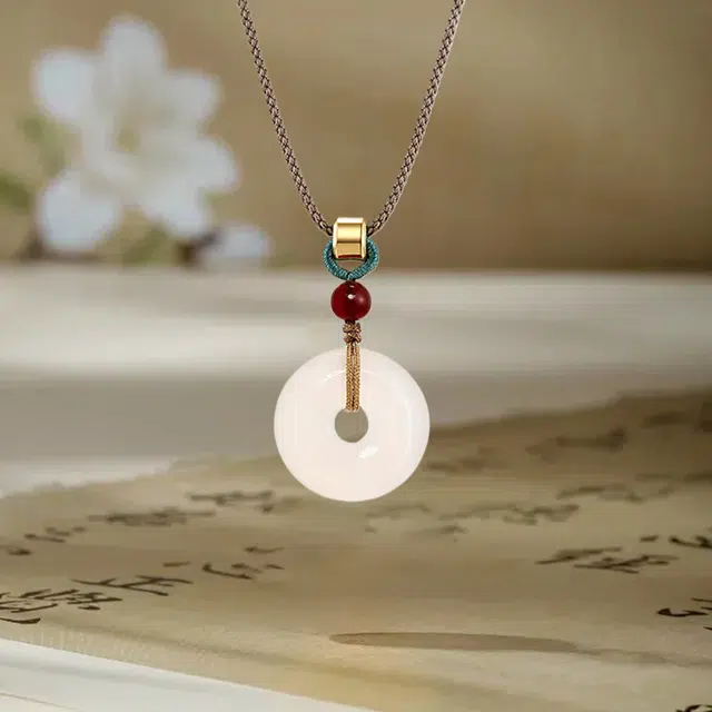 深祥霖 气质玉石平安扣 转运珠文玩新中式国风本命年编织绳锁骨链 平安如意汉服民族风宫廷日常通勤百搭 玉髓 项链 男女同款情侣款