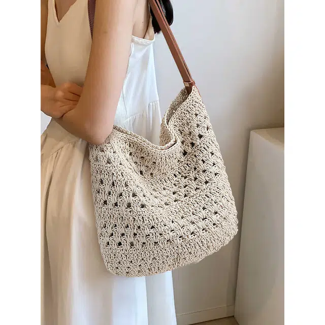 CBANNER Tote