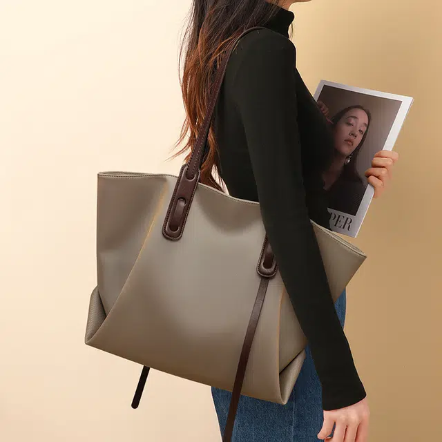 CBANNER Tote